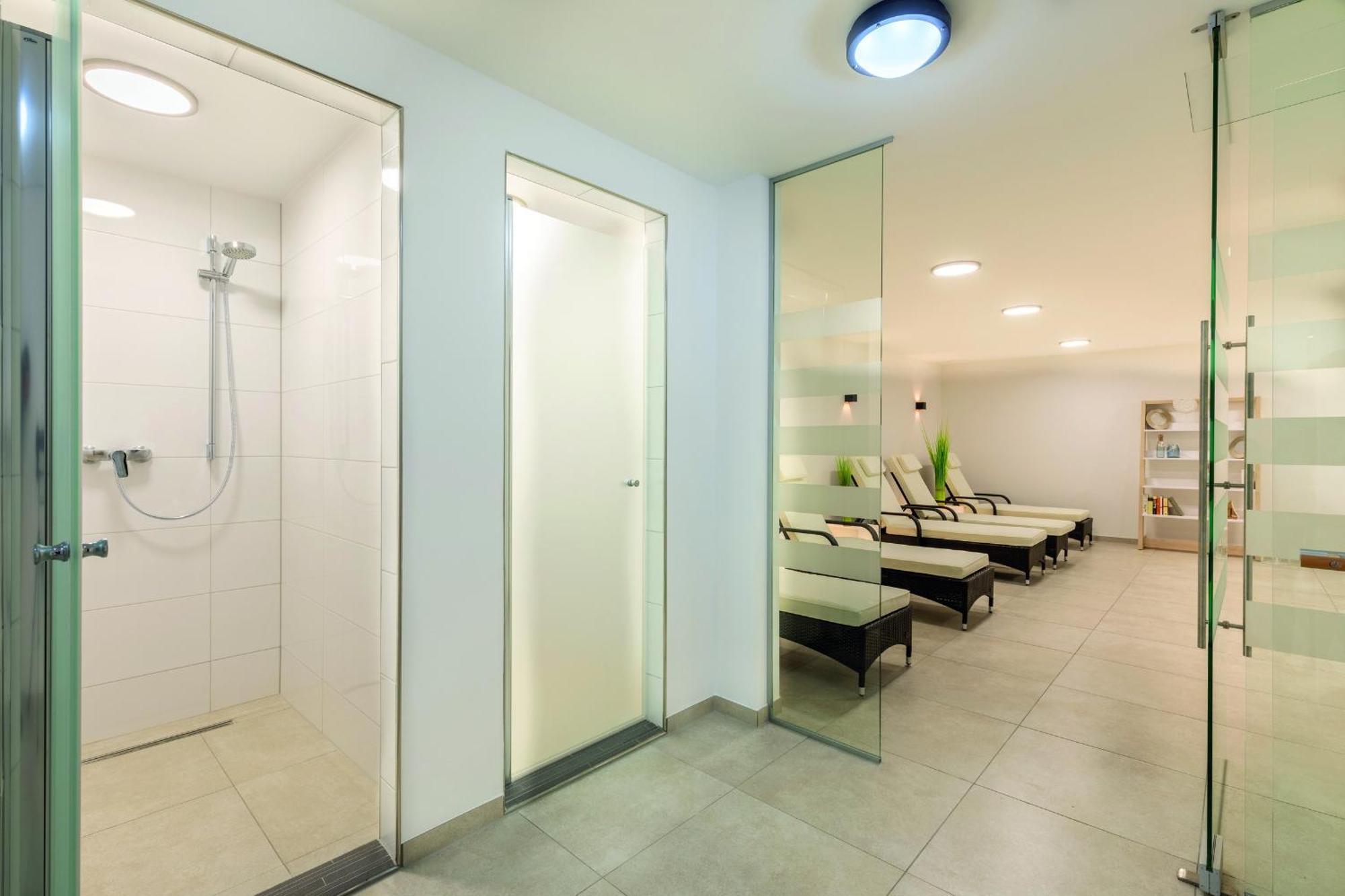 Aparthotel Ostseeallee Aparthotel Ostseeallee 4-31 ボルテンハーゲン エクステリア 写真
